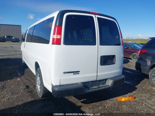 12582803 :رقم المزاد ، 1GAZGZFG6E1206770 vin ، 2014 Chevrolet Express 3500 1ls مزاد بيع