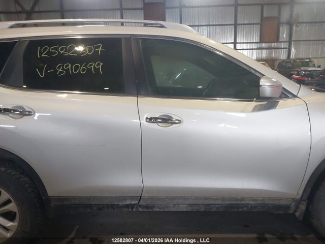 Продаж на аукціоні авто 2015 Nissan Rogue S/sl/sv, vin: 5N1AT2MV1FC890699, номер лоту: 12582807