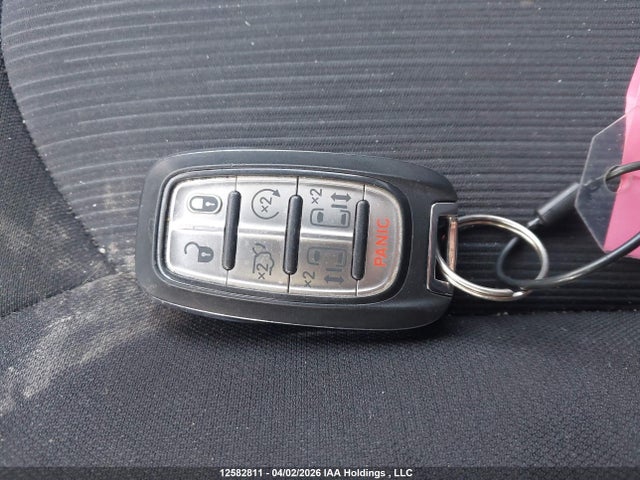 2023 Chrysler Grand Caravan Sxt მანქანა იყიდება აუქციონზე, vin: 2C4RC1ZG0PR583772, აუქციონის ნომერი: 12582811