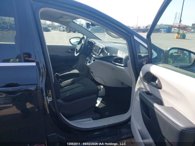 2023 Chrysler Grand Caravan Sxt მანქანა იყიდება აუქციონზე, vin: 2C4RC1ZG0PR583772, აუქციონის ნომერი: 12582811