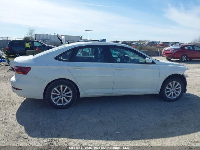 2019 Volkswagen Jetta 1.4 Tsi Highline მანქანა იყიდება აუქციონზე, vin: 3VWE57BU5KM058909, აუქციონის ნომერი: 12582819