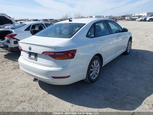 2019 Volkswagen Jetta 1.4 Tsi Highline მანქანა იყიდება აუქციონზე, vin: 3VWE57BU5KM058909, აუქციონის ნომერი: 12582819