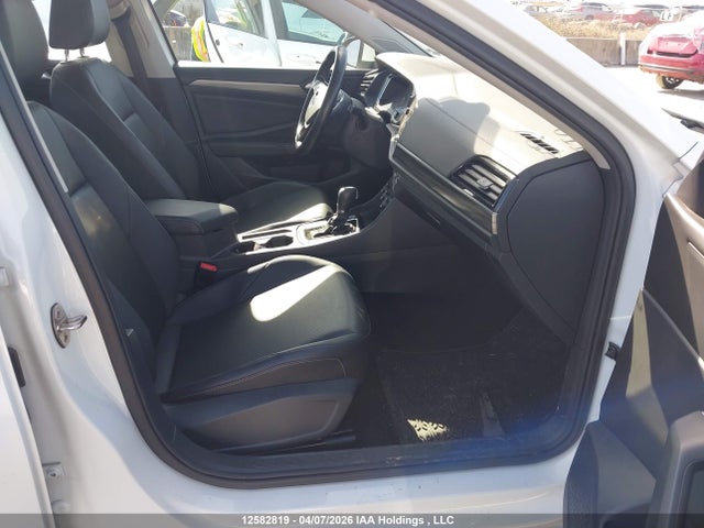 2019 Volkswagen Jetta 1.4 Tsi Highline მანქანა იყიდება აუქციონზე, vin: 3VWE57BU5KM058909, აუქციონის ნომერი: 12582819