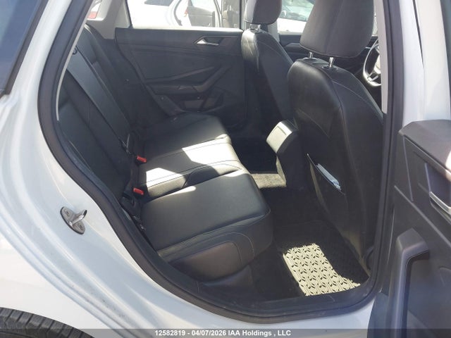 2019 Volkswagen Jetta 1.4 Tsi Highline მანქანა იყიდება აუქციონზე, vin: 3VWE57BU5KM058909, აუქციონის ნომერი: 12582819