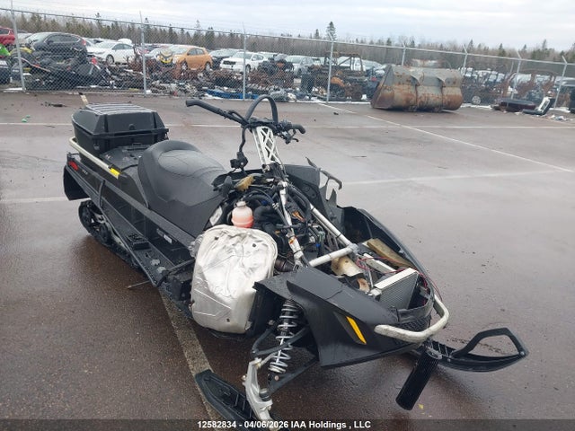 YH2SSRJC8JR000338 Skidoo Skidoo.