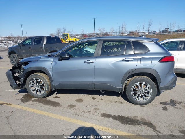 2025 Toyota Corolla Cross Hybrid Se მანქანა იყიდება აუქციონზე, vin: 7MUFBABG7SV075465, აუქციონის ნომერი: 12582850