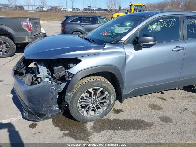 2025 Toyota Corolla Cross Hybrid Se მანქანა იყიდება აუქციონზე, vin: 7MUFBABG7SV075465, აუქციონის ნომერი: 12582850