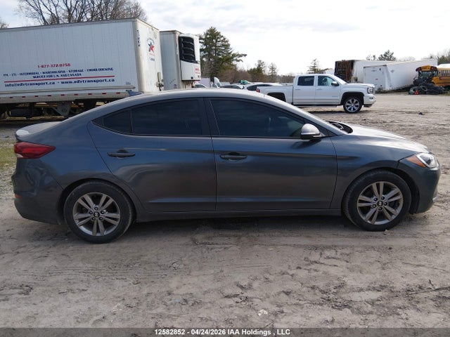 Продажа на аукционе авто 2017 Hyundai Elantra Se/value/limited, vin: KMHD84LFXHU221333, номер лота: 12582852