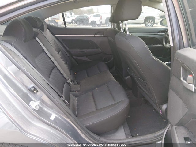Продажа на аукционе авто 2017 Hyundai Elantra Se/value/limited, vin: KMHD84LFXHU221333, номер лота: 12582852