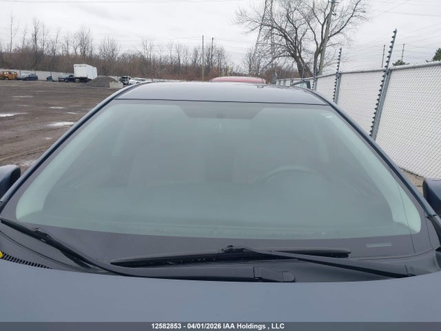 2015 Toyota Corolla Le მანქანა იყიდება აუქციონზე, vin: 2T1BURHE3FC421209, აუქციონის ნომერი: 12582853