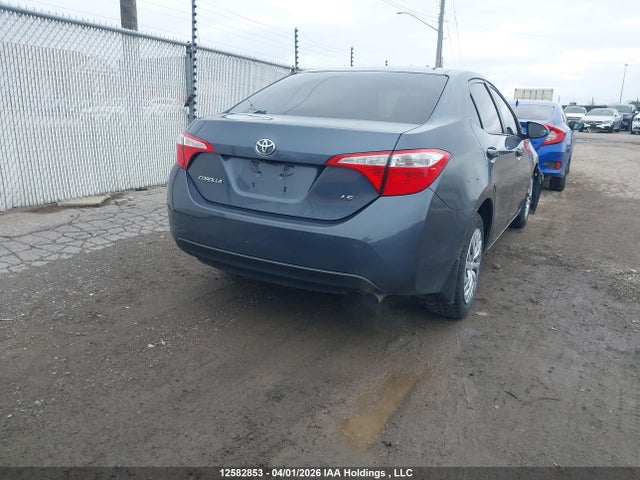 2015 Toyota Corolla Le მანქანა იყიდება აუქციონზე, vin: 2T1BURHE3FC421209, აუქციონის ნომერი: 12582853