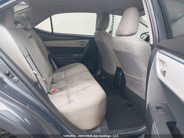 2015 Toyota Corolla Le მანქანა იყიდება აუქციონზე, vin: 2T1BURHE3FC421209, აუქციონის ნომერი: 12582853