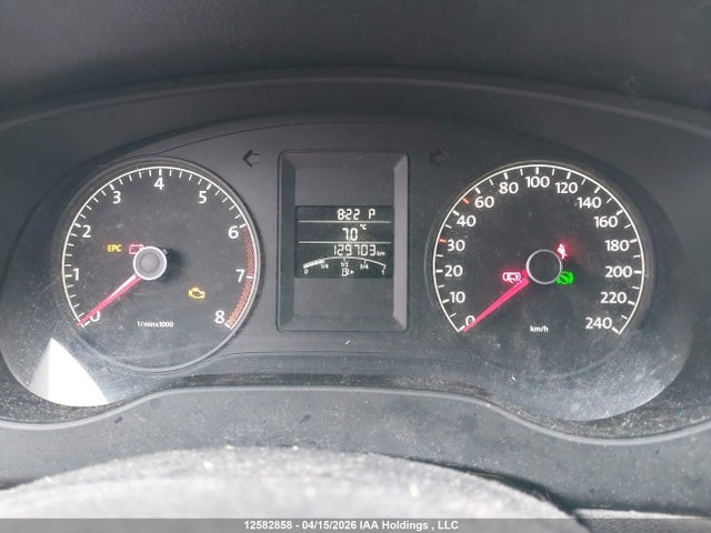 3VWDK7AJ2EM390631 Volkswagen Jetta