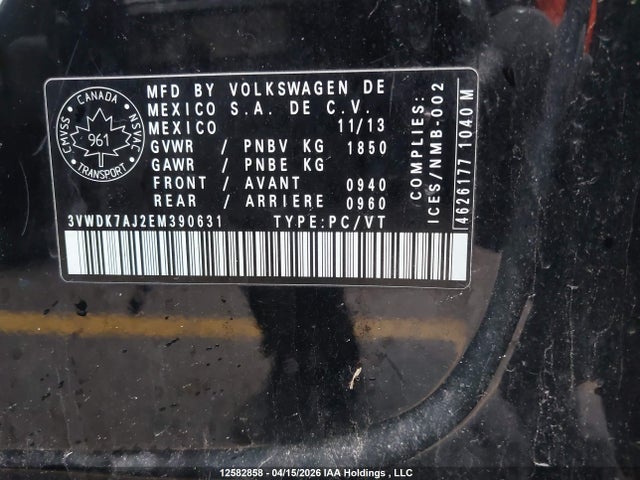 3VWDK7AJ2EM390631 Volkswagen Jetta