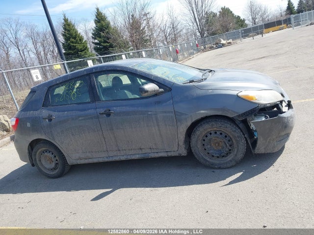 2010 Toyota Matrix მანქანა იყიდება აუქციონზე, vin: 2T1KU4EE4AC215963, აუქციონის ნომერი: 12582860