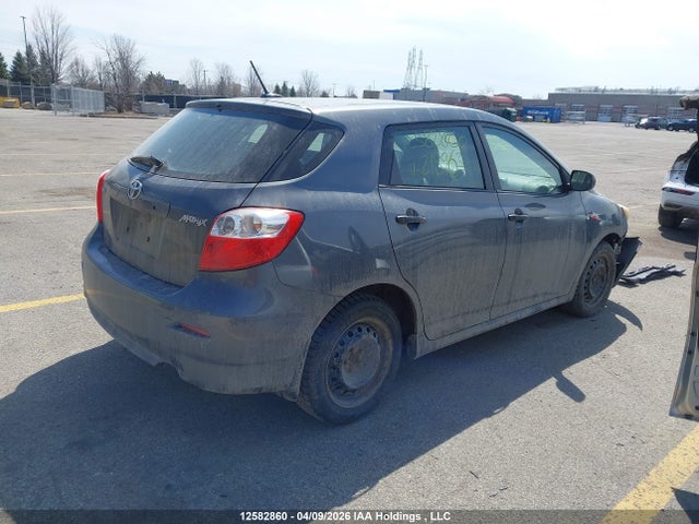 2010 Toyota Matrix მანქანა იყიდება აუქციონზე, vin: 2T1KU4EE4AC215963, აუქციონის ნომერი: 12582860