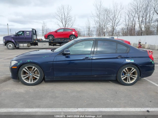 2013 Bmw 335i Xdrive მანქანა იყიდება აუქციონზე, vin: WBA3B9C50DF140715, აუქციონის ნომერი: 12582873