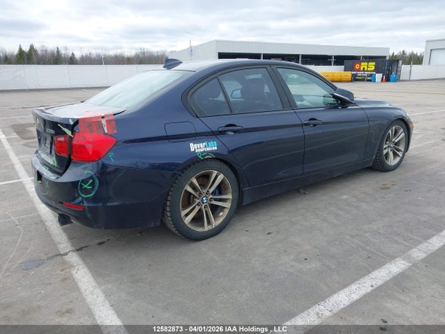 2013 Bmw 335i Xdrive მანქანა იყიდება აუქციონზე, vin: WBA3B9C50DF140715, აუქციონის ნომერი: 12582873