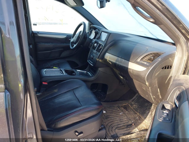 2C4RDGEGXJR216567 Dodge Grand Caravan Gt