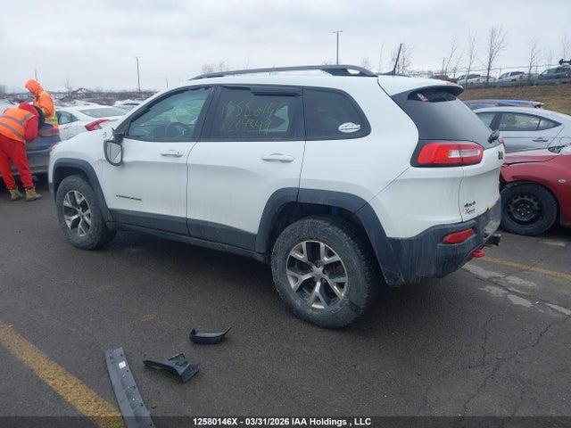 2016 Jeep Cherokee Trailhawk მანქანა იყიდება აუქციონზე, vin: 1C4PJMBS8GW224349, აუქციონის ნომერი: 12580146