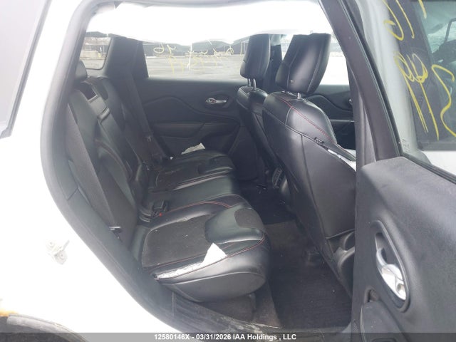 2016 Jeep Cherokee Trailhawk მანქანა იყიდება აუქციონზე, vin: 1C4PJMBS8GW224349, აუქციონის ნომერი: 12580146
