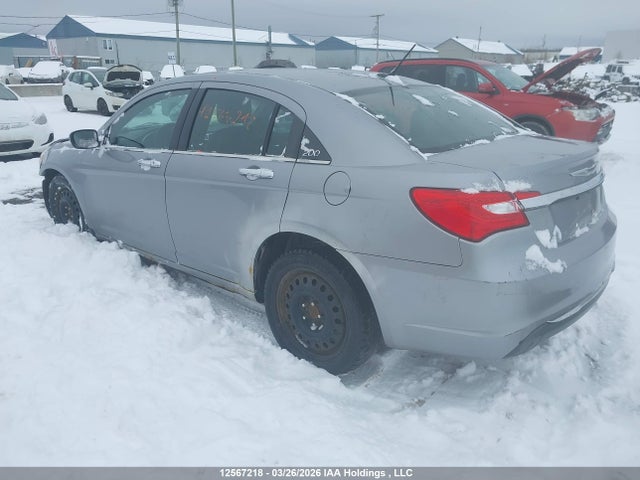 2013 Chrysler 200 Limited მანქანა იყიდება აუქციონზე, vin: 1C3CCBCG9DN673309, აუქციონის ნომერი: 12567218