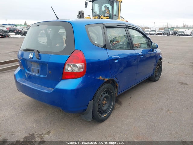 12581075 :رقم المزاد ، JHMGD37248S804604 vin ، 2008 Honda Fit Dx مزاد بيع