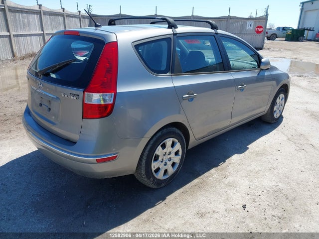 Продаж на аукціоні авто 2011 Hyundai Elantra Touring Gls, vin: KMHDB8AE0BU125057, номер лоту: 12582906