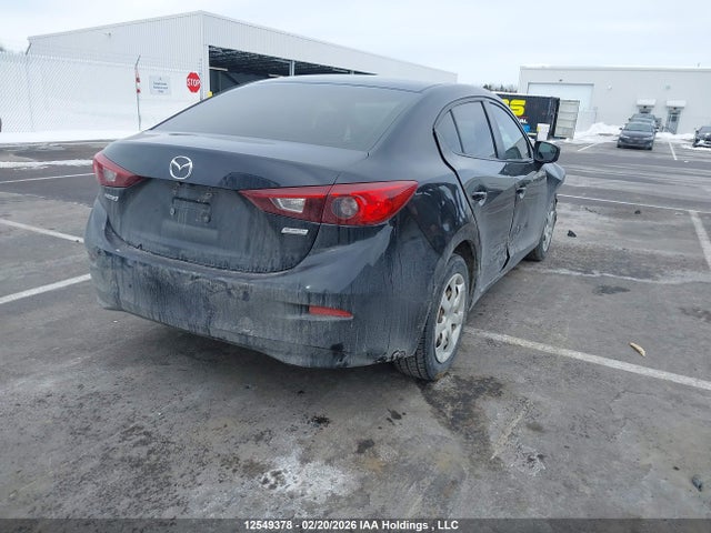 3MZBN1U72JM239214 Mazda Mazda3 Gx