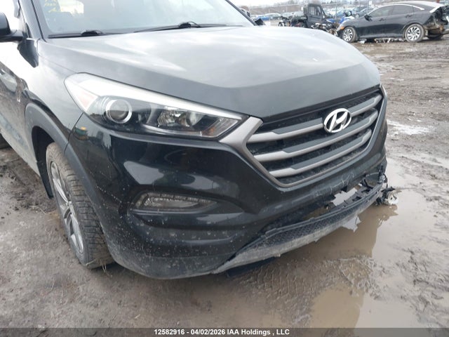 12582916 :رقم المزاد ، KM8J3CA24GU053859 vin ، 2016 Hyundai Tucson Limited/sport And Eco/se مزاد بيع