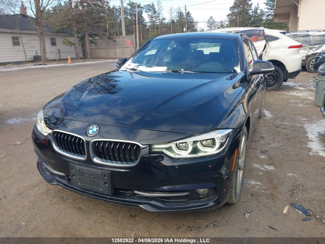 12582922 :رقم المزاد ، WBA8D9C50JA614476 vin ، 2018 Bmw 330i Xdrive مزاد بيع