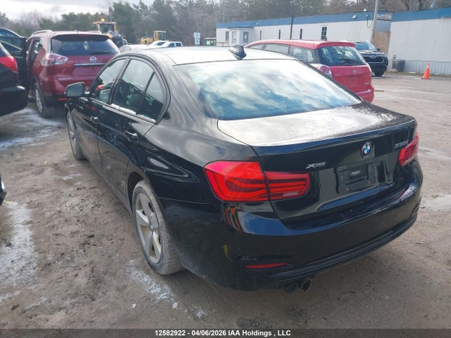 12582922 :رقم المزاد ، WBA8D9C50JA614476 vin ، 2018 Bmw 330i Xdrive مزاد بيع