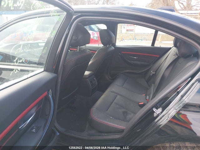 12582922 :رقم المزاد ، WBA8D9C50JA614476 vin ، 2018 Bmw 330i Xdrive مزاد بيع