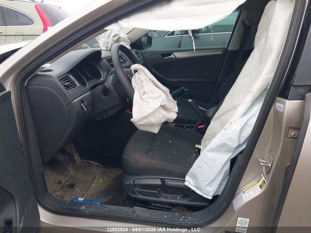 3VWB07AJ6FM248734 Volkswagen JETTA SE