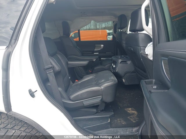 1FMJU1M82SEA12845 Ford Expedition Platinum