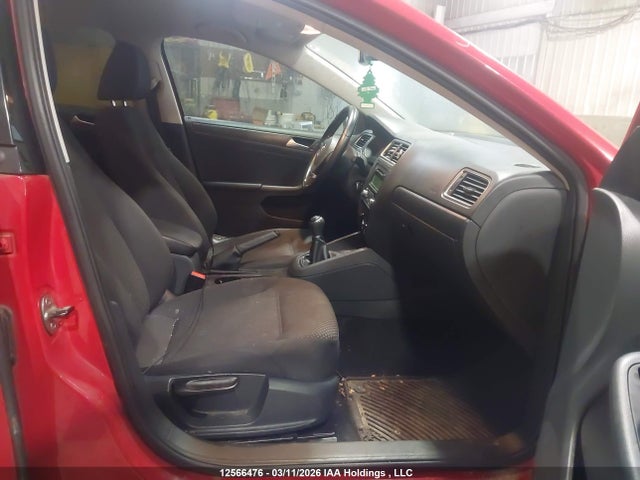 12566476 :رقم المزاد ، 3VW1K7AJ0EM295083 vin ، 2014 Volkswagen Jetta 2.0l Trendline/2.0l Trendline+ مزاد بيع