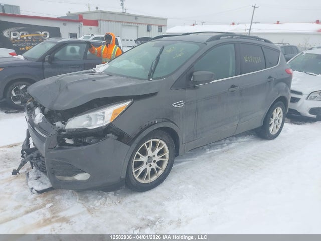 1FMCU0G76GUB26835 Ford ESCAPE SE