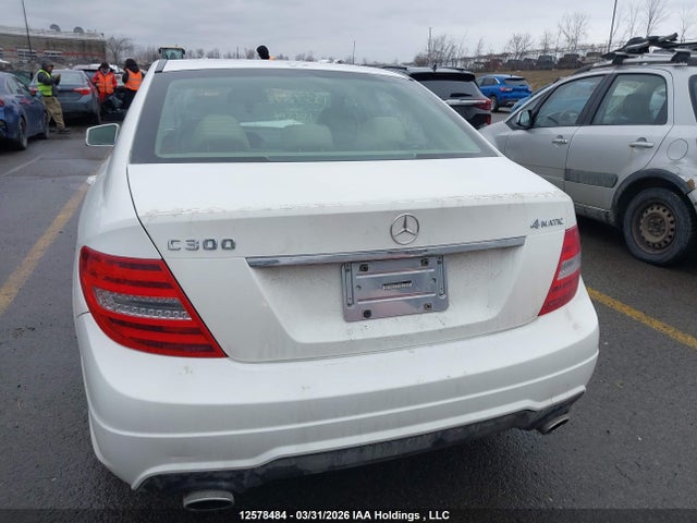 Продажа на аукционе авто 2013 Mercedes-benz C 300 4matic, vin: WDDGF8ABXDG101514, номер лота: 12578484