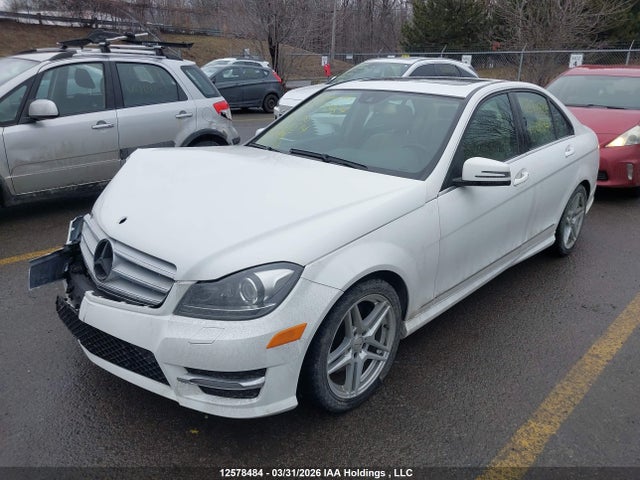 Продажа на аукционе авто 2013 Mercedes-benz C 300 4matic, vin: WDDGF8ABXDG101514, номер лота: 12578484