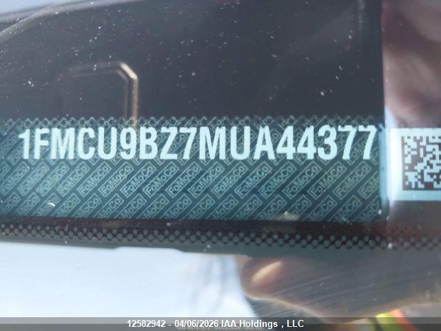 12582942 :رقم المزاد ، 1FMCU9BZ7MUA44377 vin ، 2021 Ford Escape Hybrid مزاد بيع