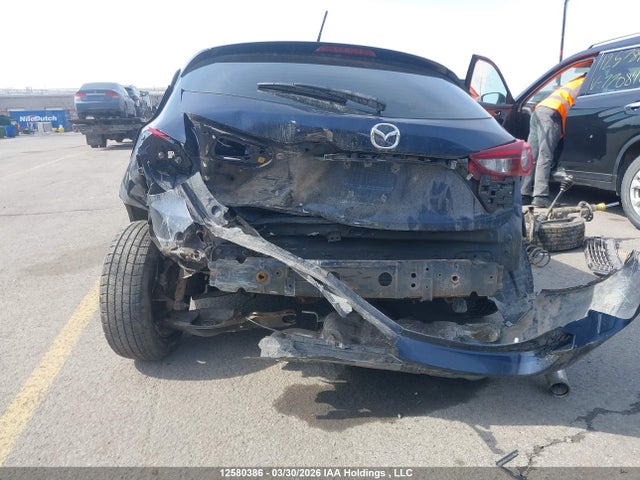 3MZBM1L77GM303146 Mazda Mazda3 Gs