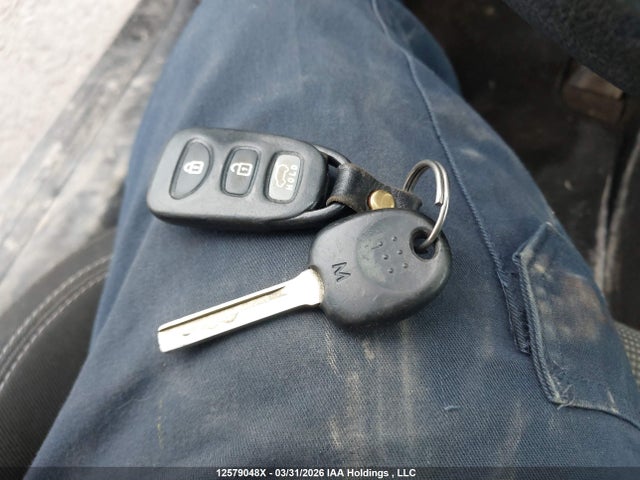 KMHD25LH9GU337470 Hyundai Elantra Gt Gl
