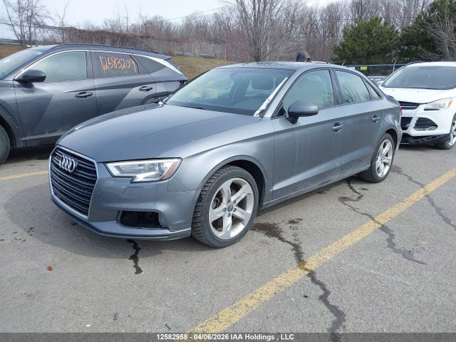 WAUB8GFF1J1000622 Audi A3 2.0t Komfort