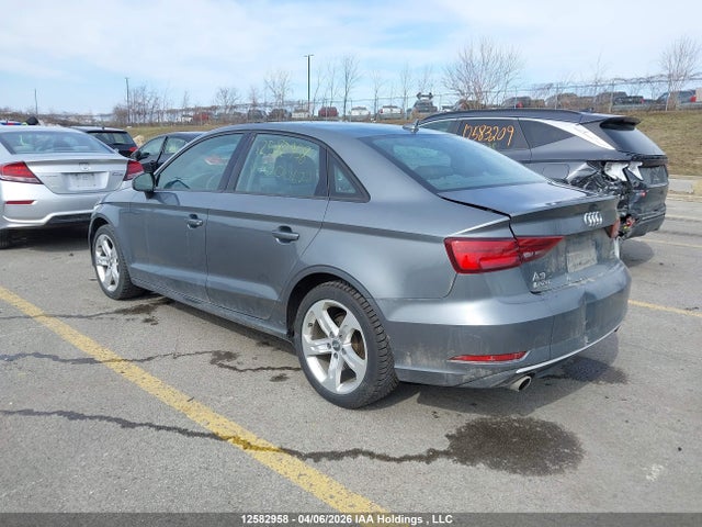 WAUB8GFF1J1000622 Audi A3 2.0t Komfort