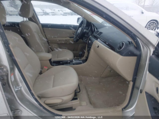 2007 Mazda 3 I მანქანა იყიდება აუქციონზე, vin: JM1BK32F571745918, აუქციონის ნომერი: 12582969
