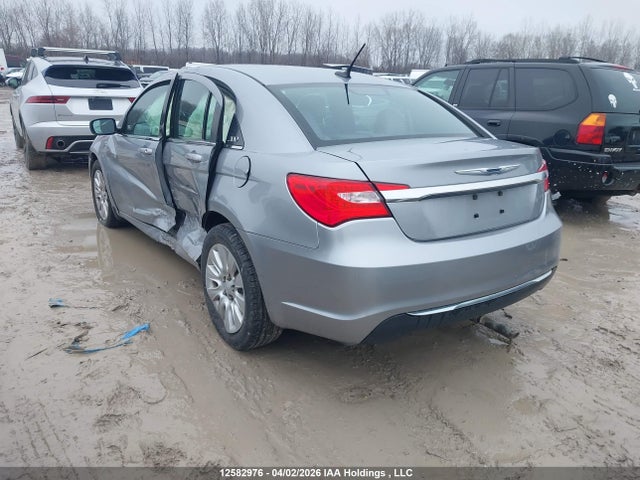 2014 Chrysler 200 Lx მანქანა იყიდება აუქციონზე, vin: 1C3CCBAB0EN229339, აუქციონის ნომერი: 12582976