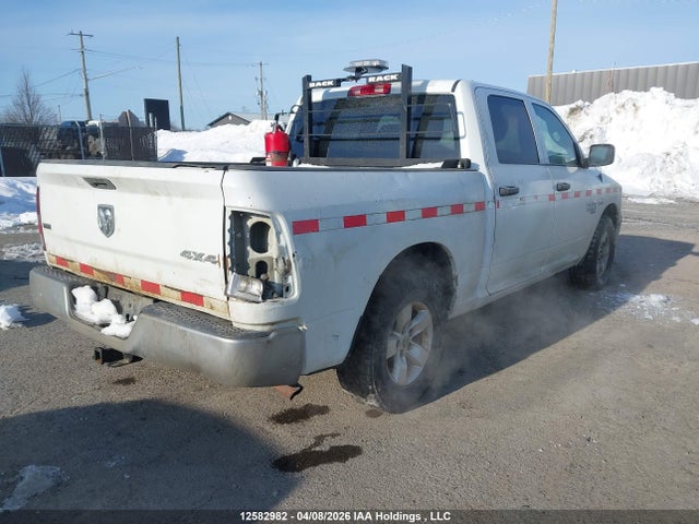 12582982 :رقم المزاد ، 3C6RR7LT5NG358278 vin ، 2022 Ram 1500 Classic Slt مزاد بيع