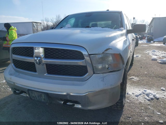 12582982 :رقم المزاد ، 3C6RR7LT5NG358278 vin ، 2022 Ram 1500 Classic Slt مزاد بيع
