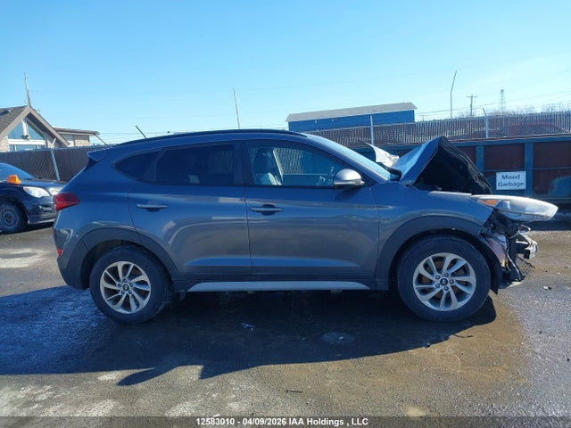 2017 Hyundai Tucson Limited/sport And Eco/se მანქანა იყიდება აუქციონზე, vin: KM8J3CA48HU586249, აუქციონის ნომერი: 12583010
