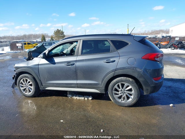 2017 Hyundai Tucson Limited/sport And Eco/se მანქანა იყიდება აუქციონზე, vin: KM8J3CA48HU586249, აუქციონის ნომერი: 12583010